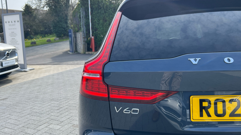 Volvo V60 2.0 T6 [350] PHEV Plus Dark 5dr AWD Auto Estate